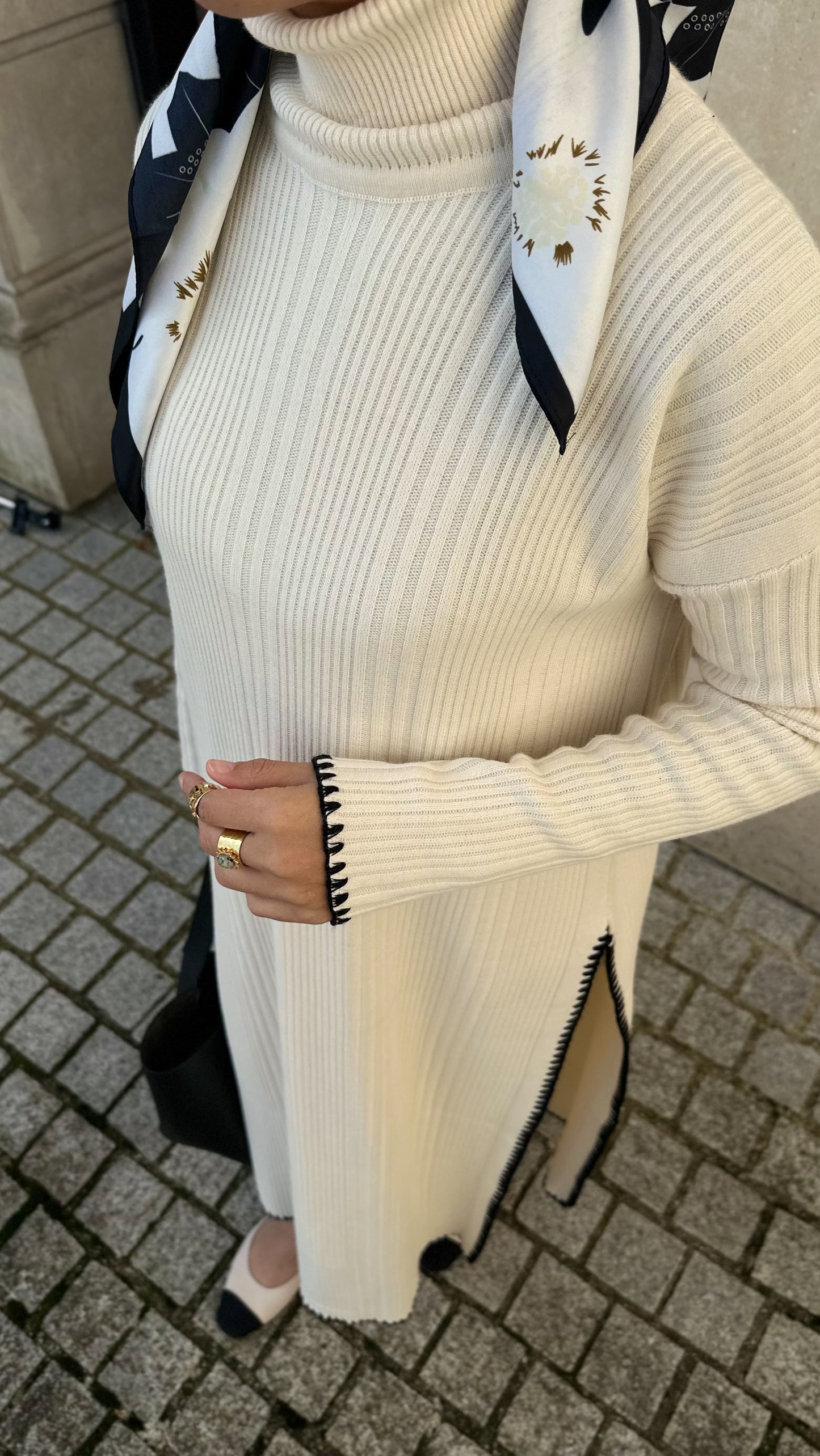 Ensemble Robe pull avec point de feston et pantalon en maille côtelée - Crème